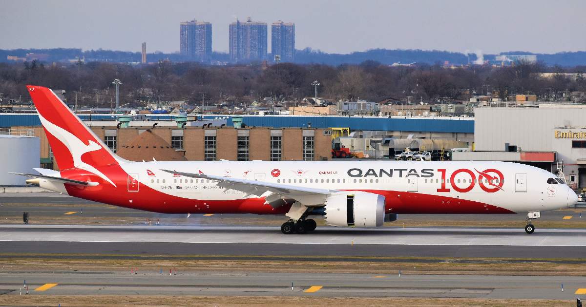 Qantas Flight 9