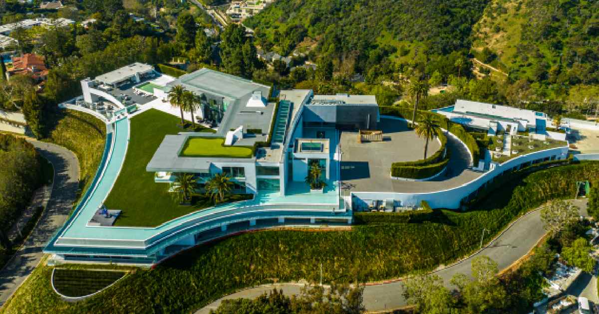 The One - Biggest Mansions in the World