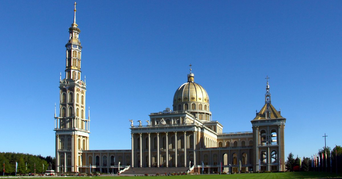 Bazylika MB Bolesnej Królowej Polski - Largest Churches in the World