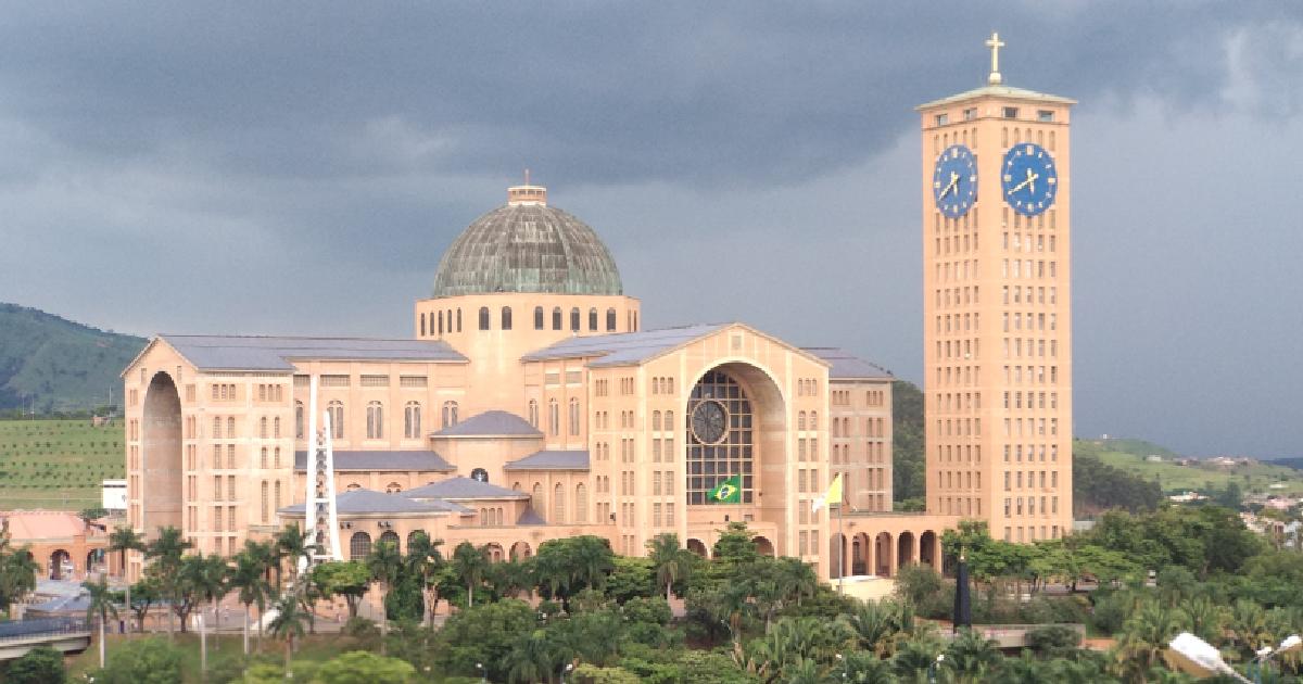 Catedral Basílica Santuário Nacional de Nossa Senhora da Conceição Aparecida - Largest Churches in the World