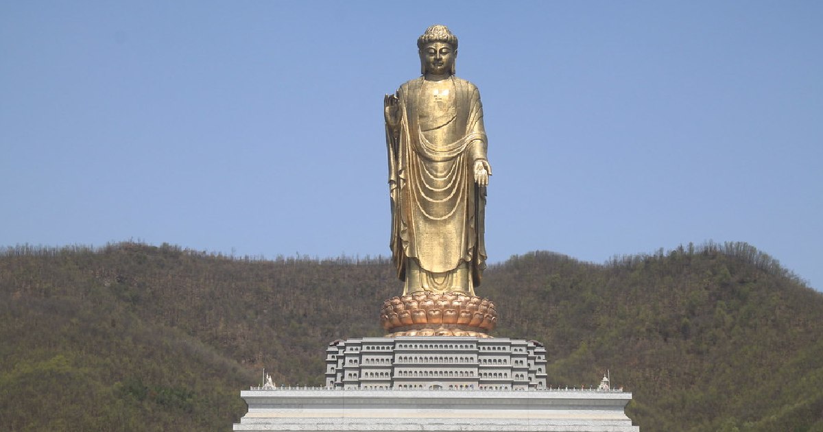 Spring Temple Buddha - Top 10 Largest Statues in the World