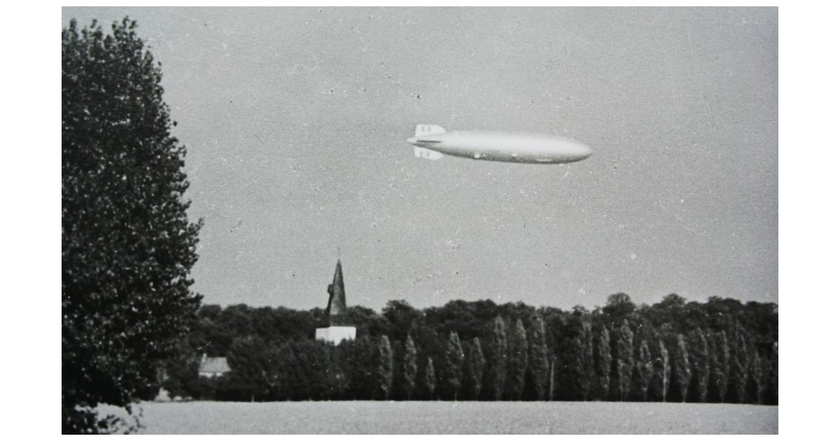 LZ 129 Hindenburg - Largest Aircrafts in the World